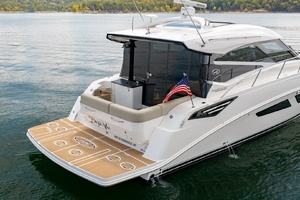 DEJA VU Worth Avenue Yachts