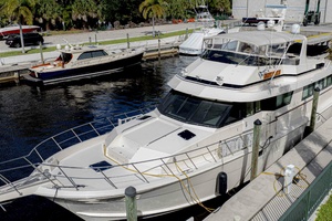 SUGAR BEAR Worth Avenue Yachts