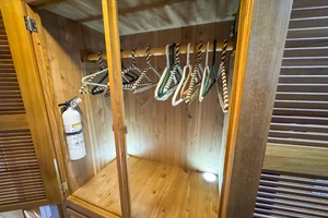 CONSCIOUS SEDATION 42ft Manta Yacht For Sale