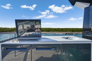 90FT (27.43M) SUNSEEKER