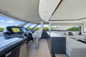 90FT (27.43M) SUNSEEKER