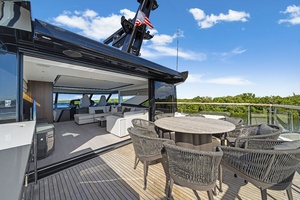 90FT (27.43M) SUNSEEKER