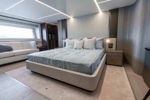 90ft Sunseeker Yacht For Sale