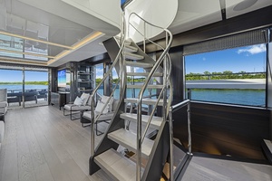 90FT (27.43M) SUNSEEKER