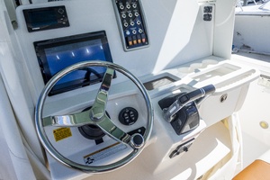 2012 Everglades 290 CC 29ft Everglades Yacht For Sale
