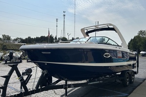 27ft Chaparral Yacht For Sale