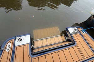 27ft Chaparral Yacht For Sale