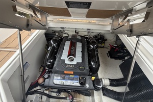 27ft Chaparral Yacht For Sale