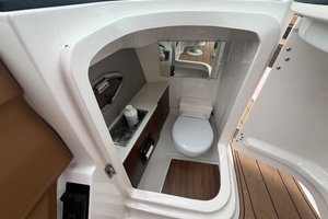 27ft Chaparral Yacht For Sale