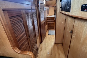 MITERNE 51ft Perry Yacht For Sale
