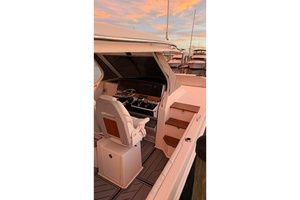 38FT (11M) REGAL