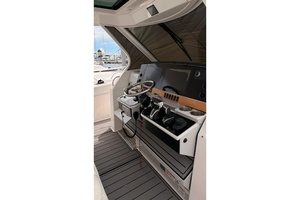 38FT (11M) REGAL