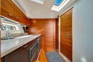 36ft Pursuit Yacht For Sale
