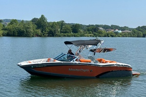 22ft Mastercraft Yacht For Sale