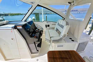 34FT (10.46M) PURSUIT