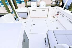 34FT (10.46M) PURSUIT