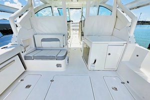 34FT (10.46M) PURSUIT