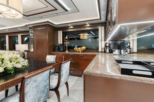 M/Y VIVIERAE II