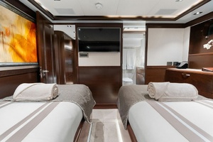 M/Y VIVIERAE II