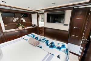 M/Y VIVIERAE II