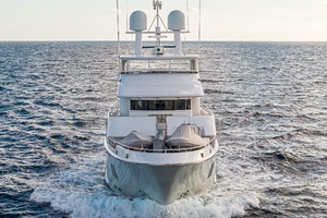 M/Y VIVIERAE II Worth Avenue Yachts