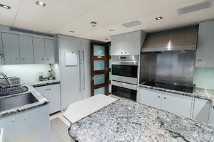 M/Y VIVIERAE II