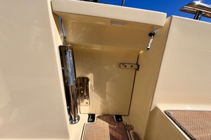 28ft Chris Craft Yacht For Sale