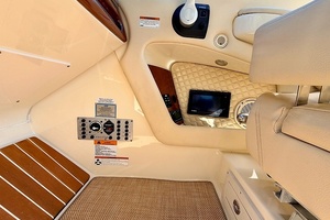 28ft Chris Craft Yacht For Sale