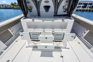 35ft Sportsman Yacht For Sale