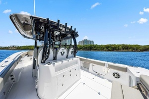 35ft Sportsman Yacht For Sale