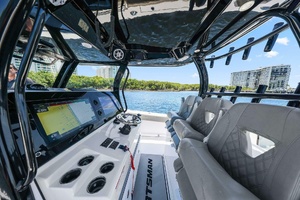 35ft Sportsman Yacht For Sale