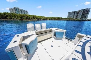 35ft Sportsman Yacht For Sale