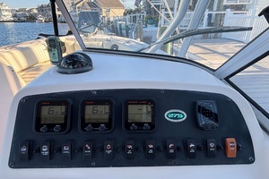27ft Grady White Yacht For Sale