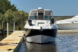 31ft Chaparral Yacht For Sale