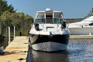 31ft Chaparral Yacht For Sale
