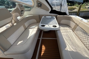 31ft Chaparral Yacht For Sale