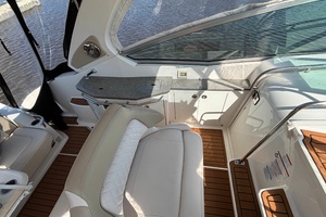 31ft Chaparral Yacht For Sale