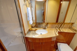 Knot So Fast 54ft Hatteras Yacht For Sale