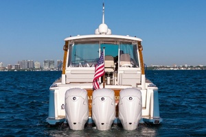Kalm Harbour 40ft Hinckley Yacht For Sale