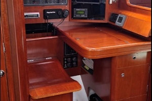 Resilience 47ft Beneteau Yacht For Sale