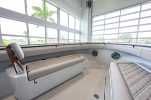 39FT (11.91M) VALHALLA BOATWORKS