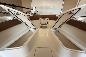 27ft Pioneer Yacht For Sale
