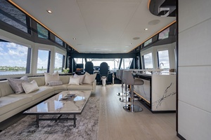 M Y 12 102ft Ocean Alexander Yacht For Sale