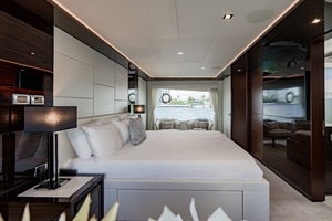 M Y 12 102ft Ocean Alexander Yacht For Sale