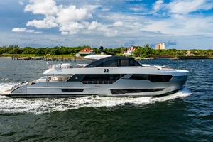 M Y 12 102ft Ocean Alexander Yacht For Sale