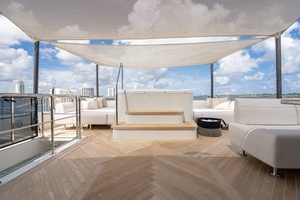 M Y 12 102ft Ocean Alexander Yacht For Sale