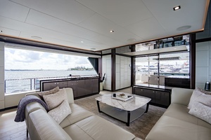 M Y 12 102ft Ocean Alexander Yacht For Sale