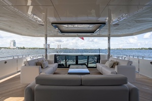 M Y 12 102ft Ocean Alexander Yacht For Sale