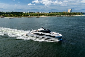 M Y 12 102ft Ocean Alexander Yacht For Sale