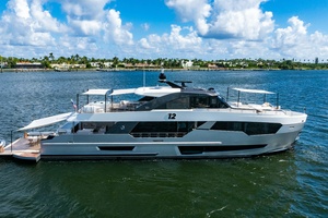 M Y 12 102ft Ocean Alexander Yacht For Sale